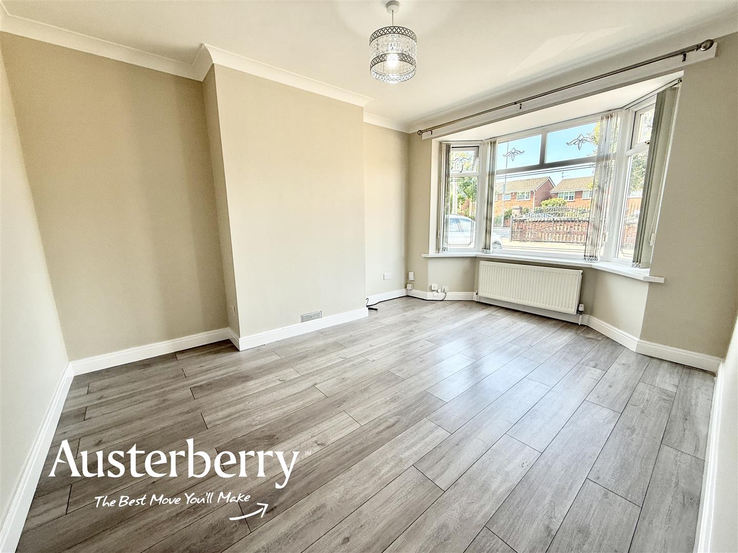 3 bed property in Lightwood Road, Stoke-On-Trent